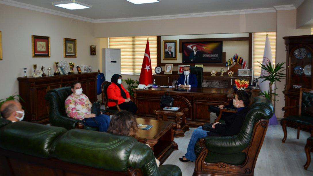 Karabük Anadolu Masalları İl Koordinatörlerinden İl Millî Eğitim Müdürümüze Bilgilendirme Ziyareti