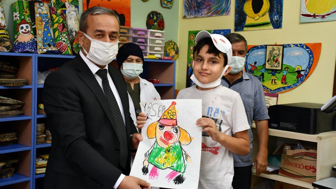İl Millî Eğitim Müdürümüz Nevzat AKBAŞ Safranbolu İlçemizdeki Okulları Ziyaret Etti