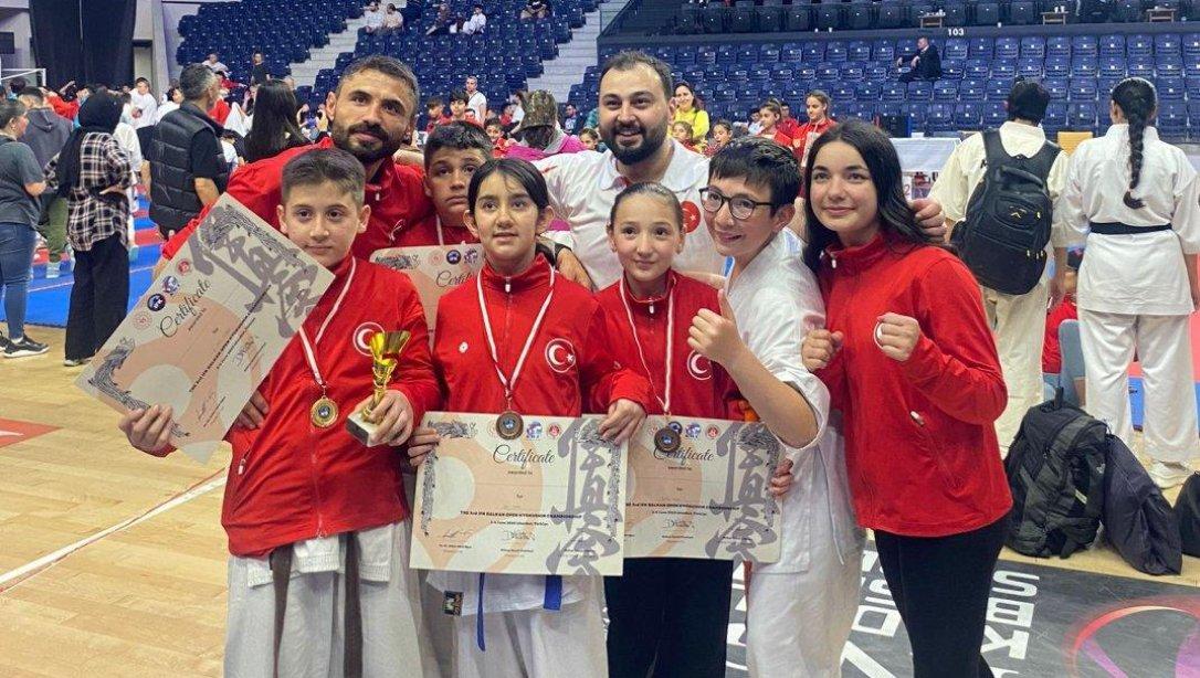 Karete Balkan Şampiyonasında Karabük Esintisi 