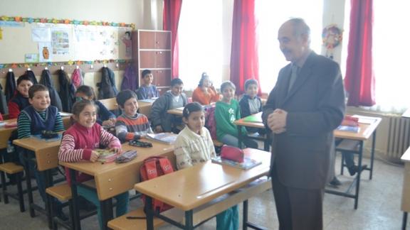 İl Milli Eğitim Müdürümüz Sayın Seyfullah KAPLAN´ın Okul Ziyaretleri Devam Ediyor