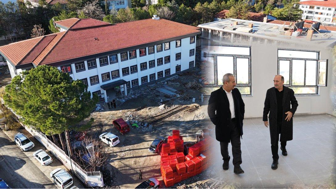 Demir Çelik Anadolu Lisesi İnşaatı Sona Yaklaştı