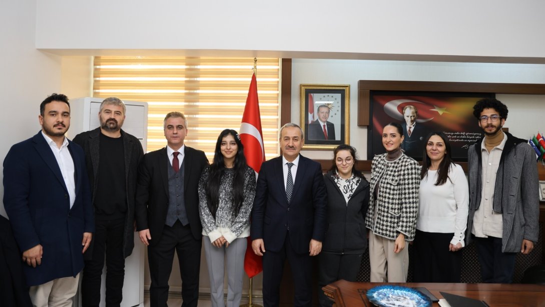 Cumayanı Okulları Yıldızlarından İl Millî Eğitim Müdürümüz Nevzat Akbaş'a Ziyaret